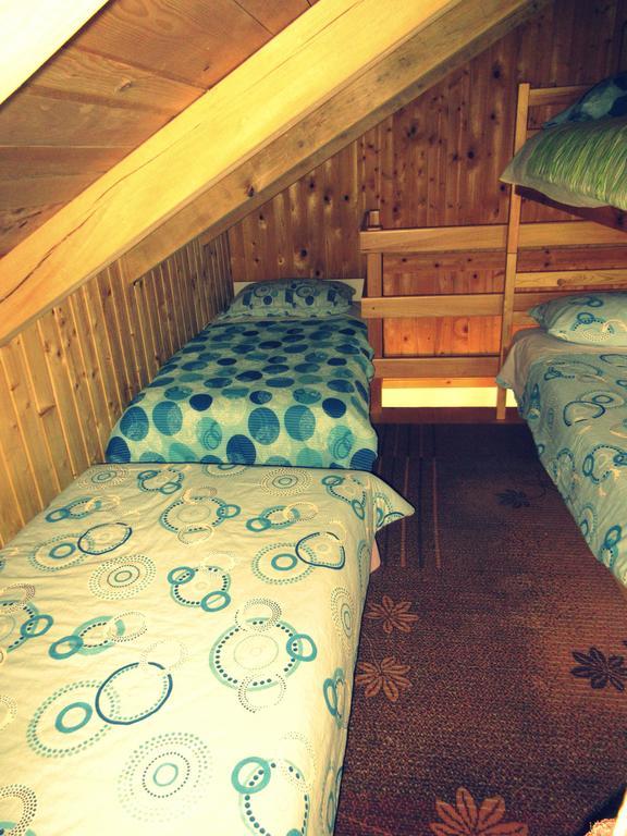 Kamp Rut Albergue Kobarid Exterior foto
